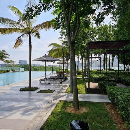 Apartamento Retreat At Cybersquare Cyberjaya Exterior foto