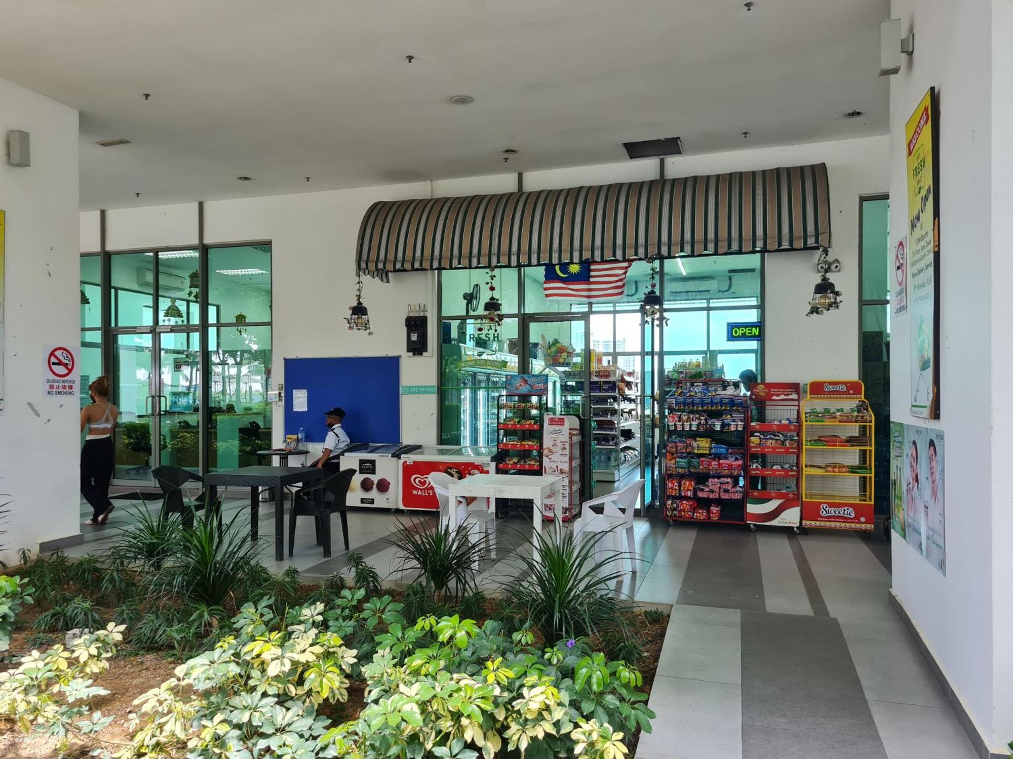 Apartamento Retreat At Cybersquare Cyberjaya Exterior foto